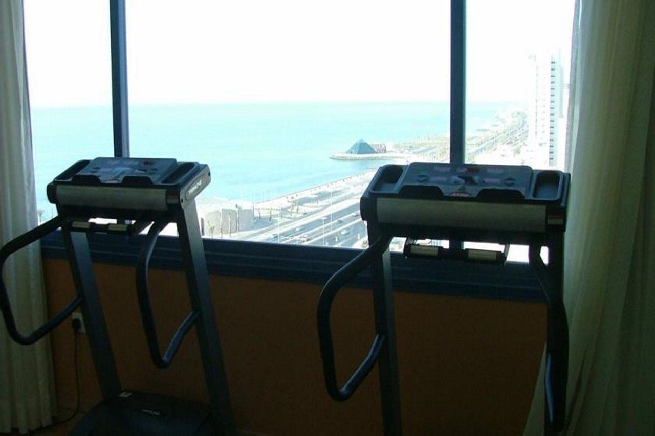 Le Royal Corniche Hotell Salmiya Exteriör bild